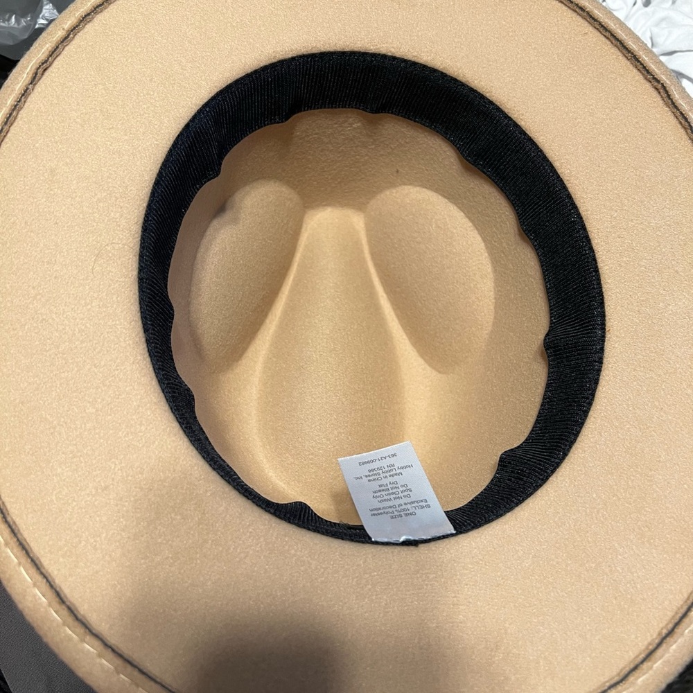 Woman’s Hat